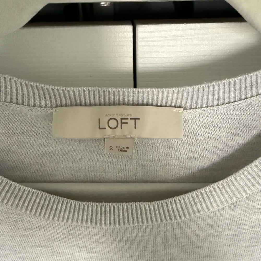 LOFT Light Gray Knit Top